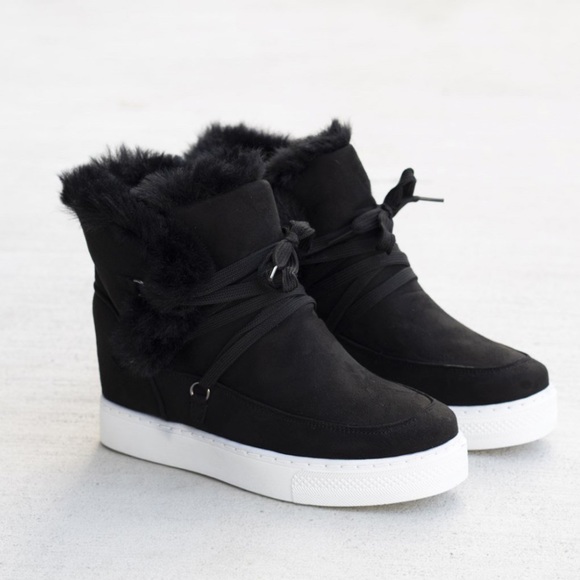 Black Stylish Lace Up Fur Wedge Sneakers - Picture 3 of 9